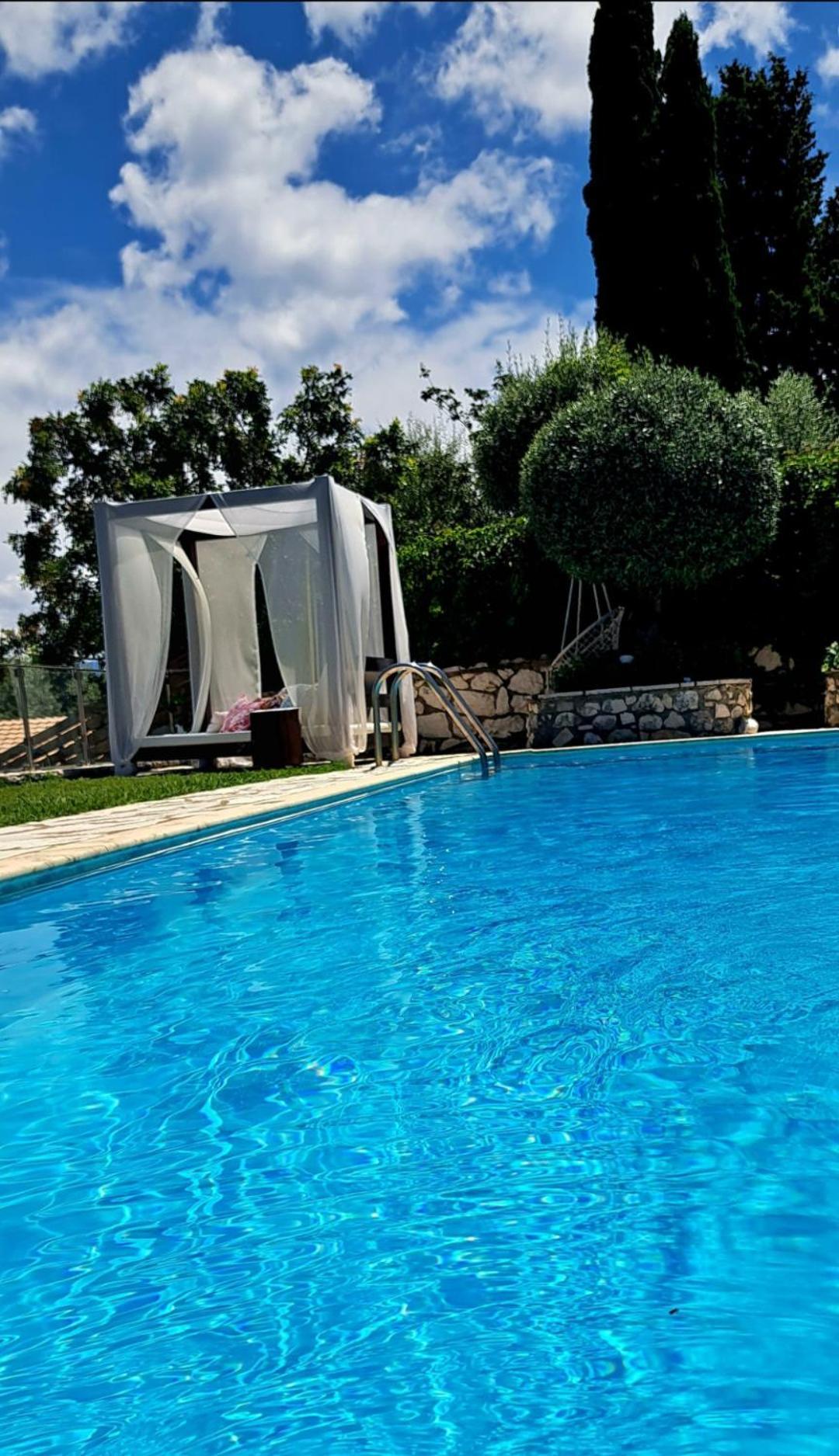 Luxury Villa Athina Nikiana Buitenkant foto